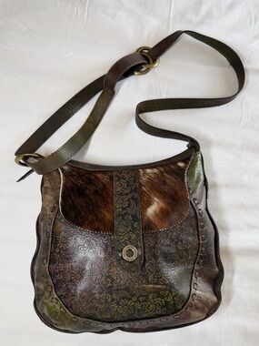 Vélez Leather Western Crossbody Bag – Tooled & Hair-On Hide